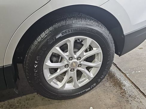 Certified 2019 Chevrolet Equinox LT w/ Driver Convenience Package FWD image 38