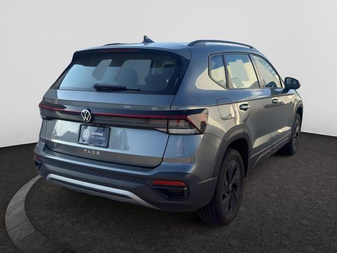 Used 2025 Volkswagen Taos S FWD image 5
