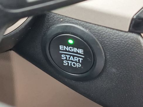 Used 2021 Ford Escape SE w/ SE Sport Appearance Package AWD/4WD image 17