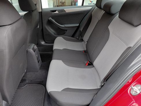 Used 2018 Volkswagen Jetta S image 17