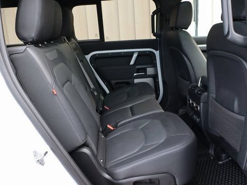 Used 2023 Land Rover Defender 130 X-Dynamic SE AWD/4WD image 54