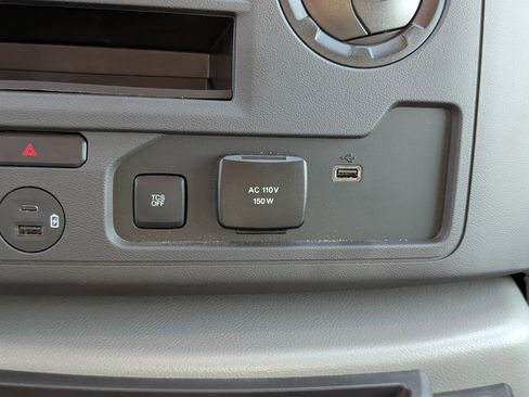 New 2026 Ford E-450 and Econoline 450 Super Duty w/ Power Equipment Group image 28