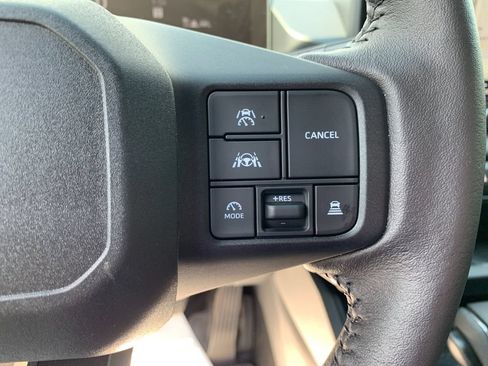 Used 2026 Toyota RAV4 SE w/ Convenience Package FWD image 28
