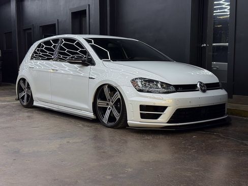 Used 2016 Volkswagen Golf R DCC & Navigation 4Motion image 11