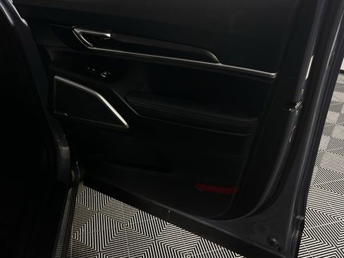 Used 2023 Kia Telluride S image 35