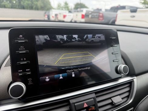 Used 2021 Honda Accord LX image 25