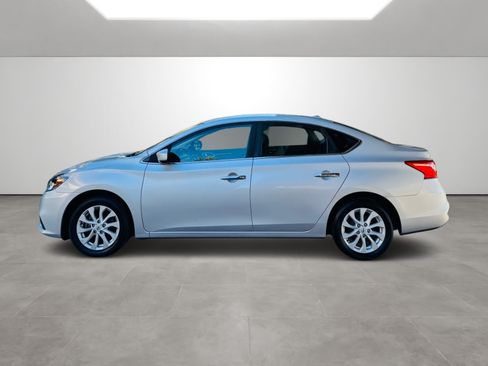 Used 2019 Nissan Sentra SV FWD image 3