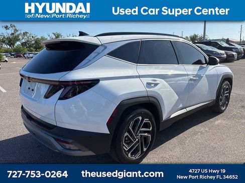 Used 2025 Hyundai Tucson Limited image 3