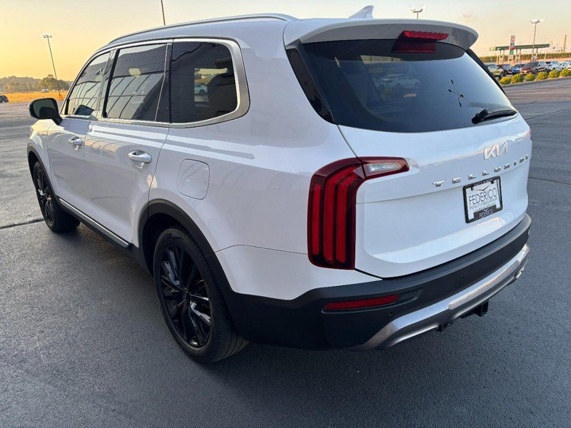 Used 2022 Kia Telluride SX w/ Towing Package FWD image 6