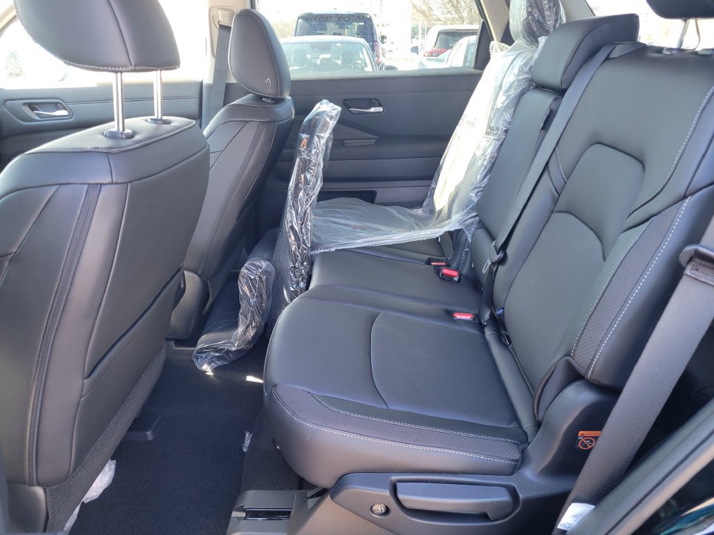 New 2026 Nissan Pathfinder SL AWD/4WD image 29