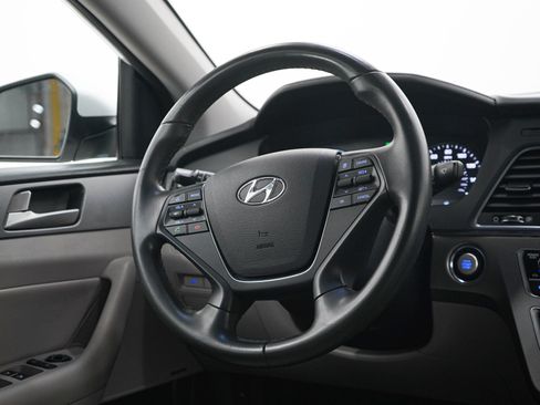 Used 2017 Hyundai Sonata Plug-In Hybrid FWD image 14