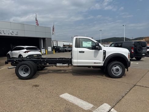 New 2025 Ford F600 4x4 Regular Cab Super Duty image 6