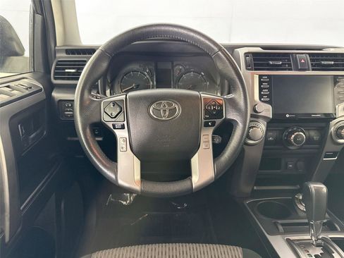Certified 2024 Toyota 4Runner SR5 AWD/4WD image 29