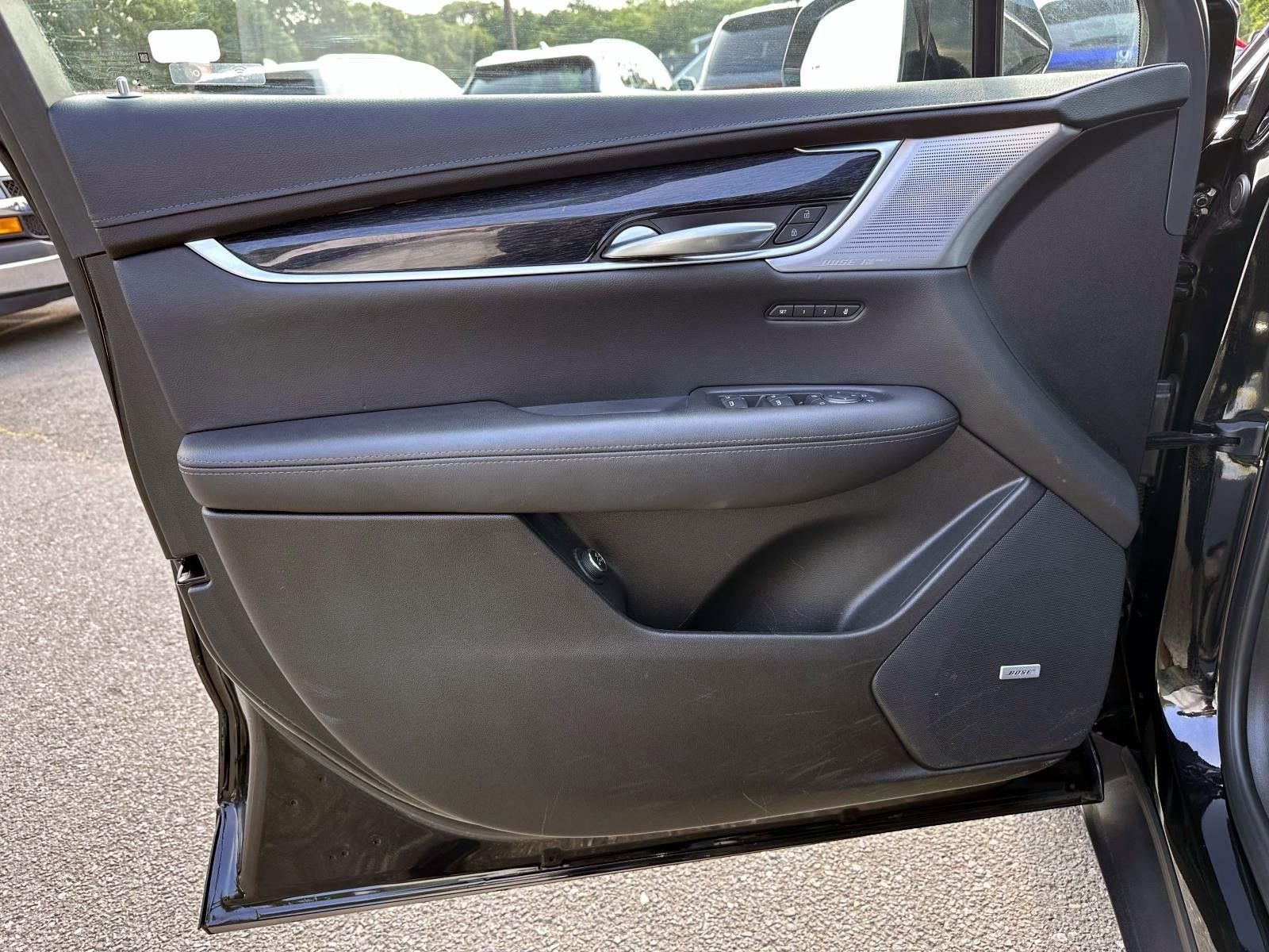 Used 2023 Cadillac XT5 Premium Luxury AWD/4WD image 8