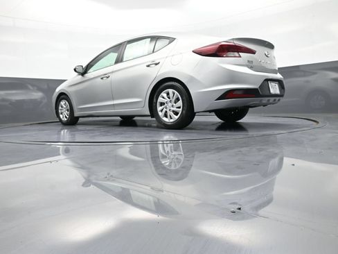 Used 2019 Hyundai Elantra SE w/ Cargo Package FWD image 31