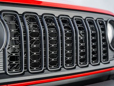 New 2025 Jeep Gladiator Sport image 9