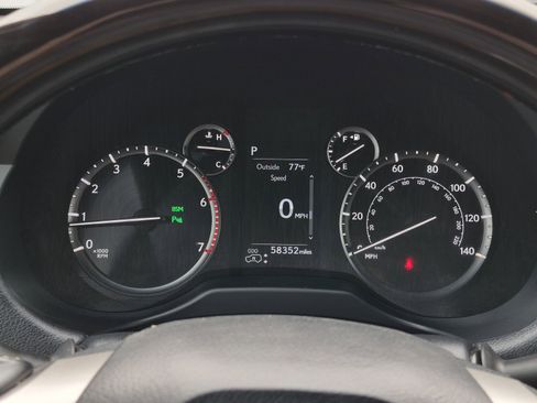 Used 2022 Lexus GX 460 Luxury w/ Off Road Package image 13