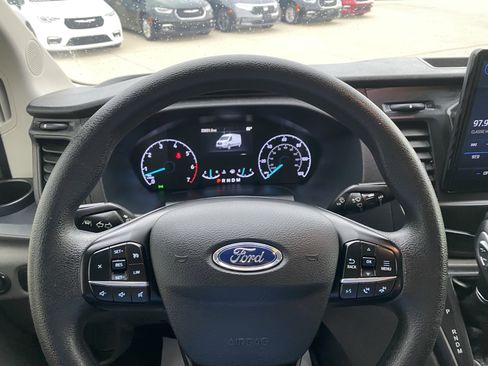 Used 2023 Ford Transit 250 Low Roof w/ Load Area Protection Package RWD image 9