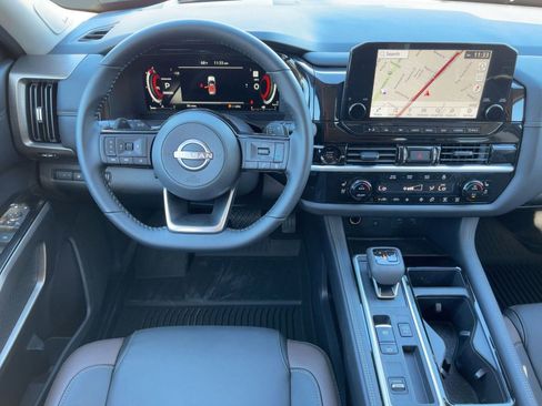 New 2025 Nissan Pathfinder Platinum w/ Cargo Package image 28