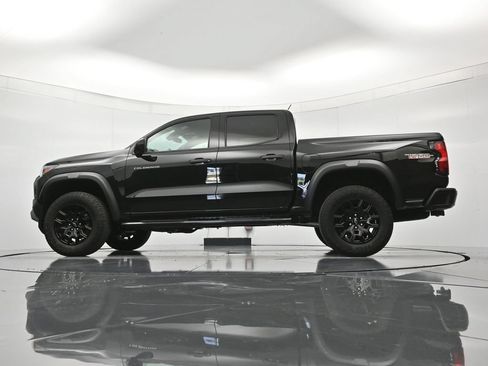Used 2024 Chevrolet Colorado Trail Boss w/ Advanced Trailering Package AWD/4WD image 43