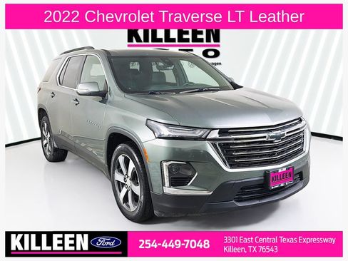 Used 2022 Chevrolet Traverse LT w/ LT Premium Package AWD/4WD image 1