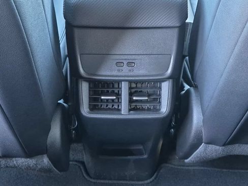 Certified 2025 Chevrolet Equinox LT w/ Convenience Package II FWD image 20