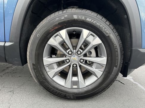 Used 2025 Chevrolet Equinox LT image 10