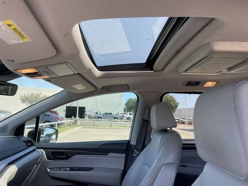 Used 2020 Honda Odyssey EX-L image 23