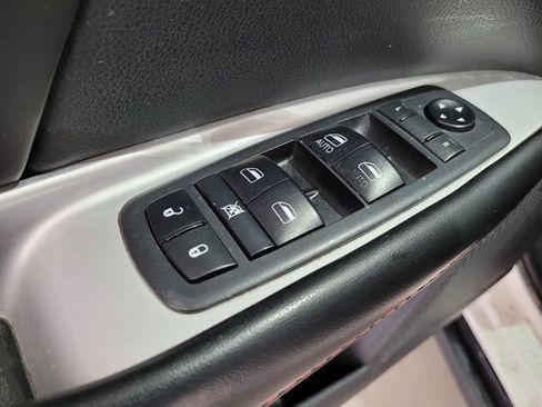 Used 2019 Dodge Journey GT image 39