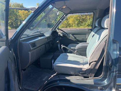 Used 1991 Mitsubishi Delica image 14