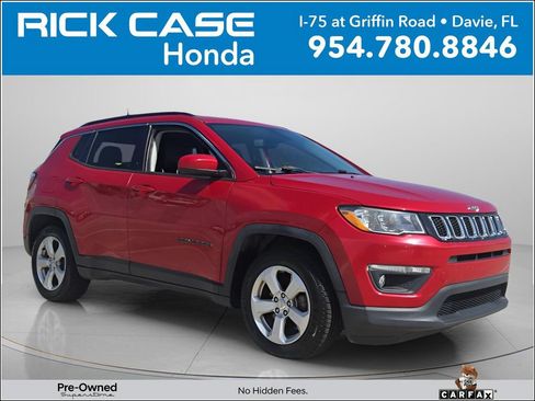 Used 2019 Jeep Compass Latitude w/ Safety & Security Group FWD image 1