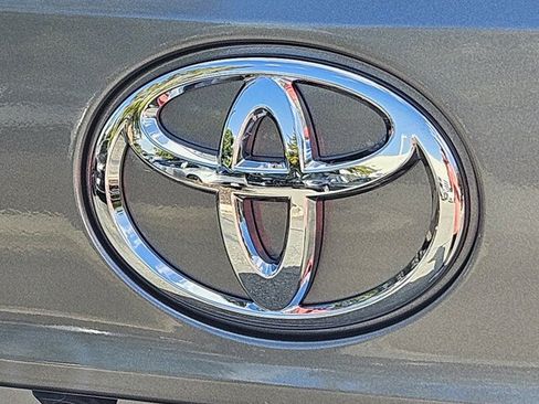 Used 2026 Toyota Highlander XLE AWD/4WD image 34