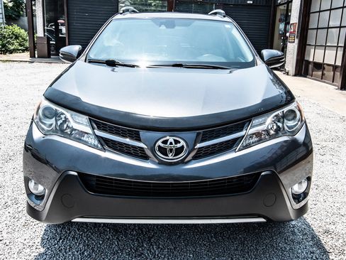 Used 2014 Toyota RAV4 Limited w/ Technology Package AWD/4WD image 19