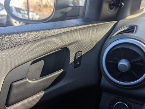 Used 2019 Chevrolet Sonic LT image 30