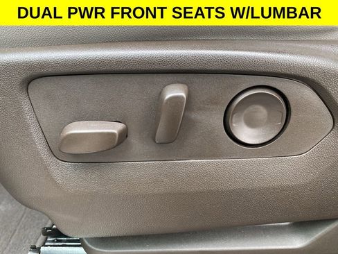 Used 2024 Chevrolet Tahoe LT RWD image 13