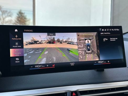 Used 2022 BMW iX xDrive50 w/ Sport Package image 42