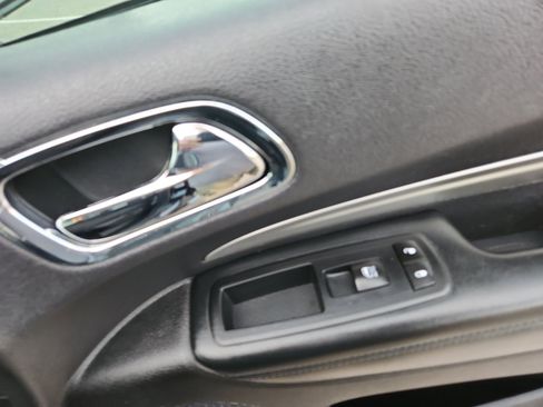 Used 2013 Dodge Durango SXT w/ Blacktop Pkg image 17