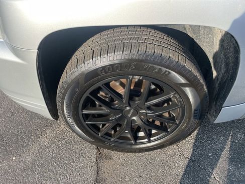 Used 2017 GMC Terrain Denali image 9