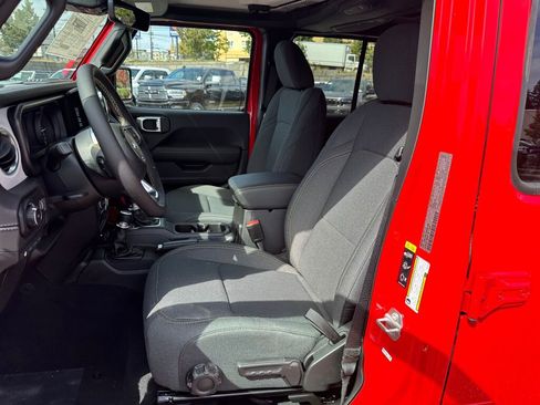 New 2024 Jeep Wrangler Sahara w/ Technology Group image 16