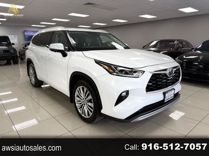 Used 2023 Toyota Highlander Platinum