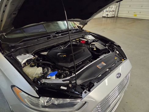 Used 2013 Ford Fusion SE image 35