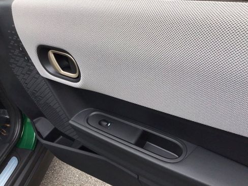 New 2026 MINI Cooper 2-Door Hardtop image 31