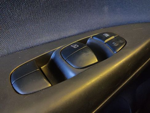 Used 2019 Nissan Sentra S FWD image 27