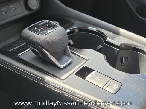 New 2026 Nissan Rogue Platinum AWD/4WD image 16