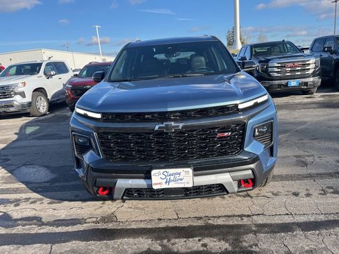 New 2026 Chevrolet Traverse Z71 w/ Enhanced Driving Package image 2