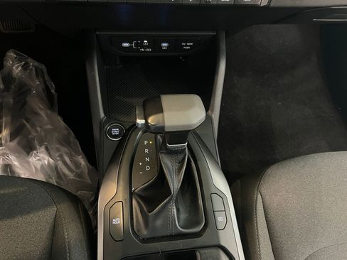 Used 2025 Kia K4 LXS image 40