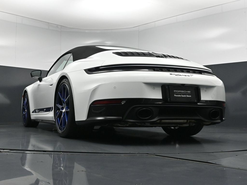 Certified 2026 Porsche 911 Carrera T RWD image 23