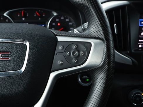 Used 2024 GMC Terrain SLE AWD/4WD image 14