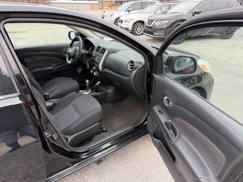 Used 2014 Nissan Versa SV image 17