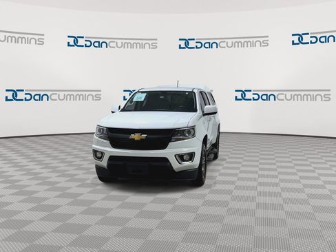 Used 2015 Chevrolet Colorado Z71 image 4